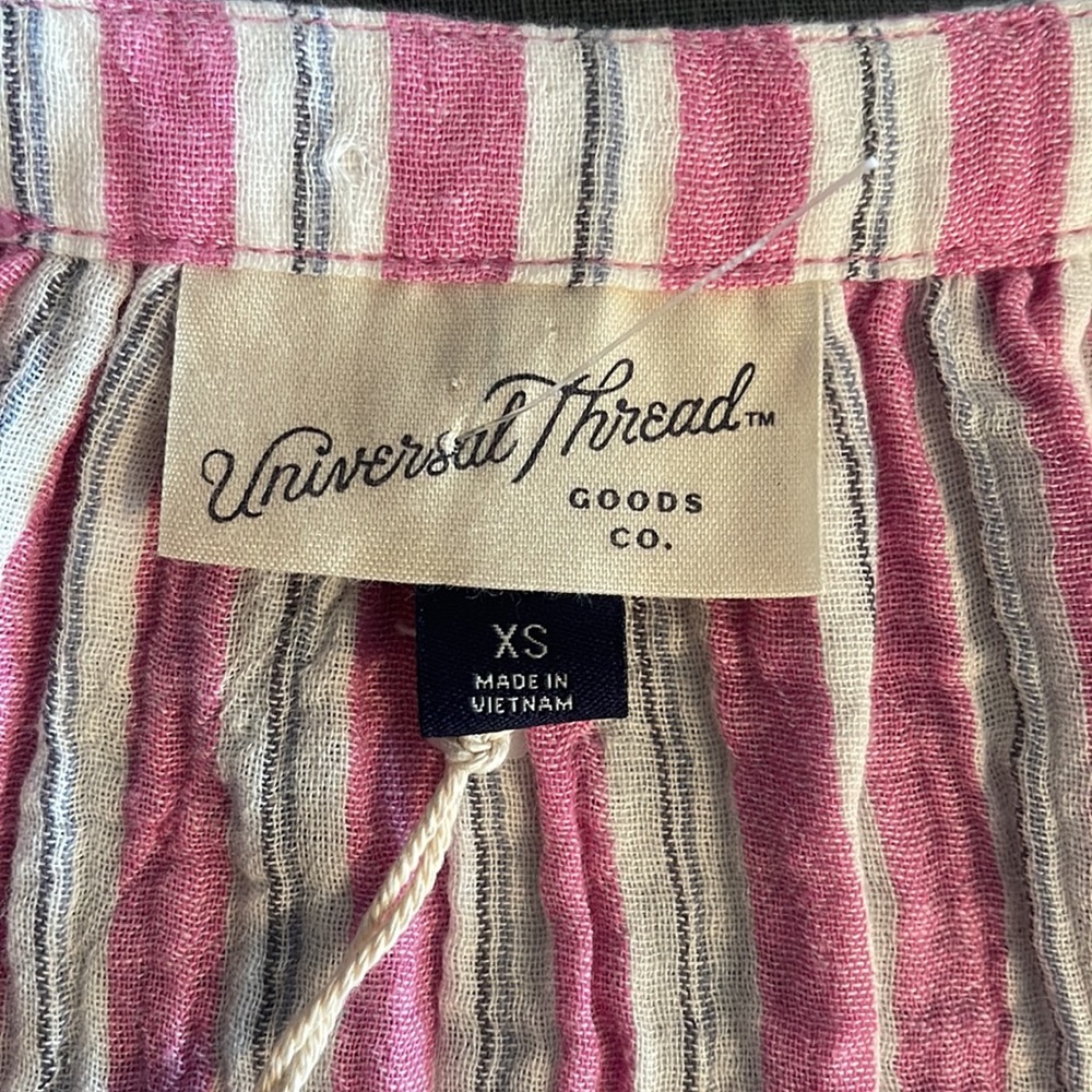 Woman’s Universal thread top - Picture 4 of 6